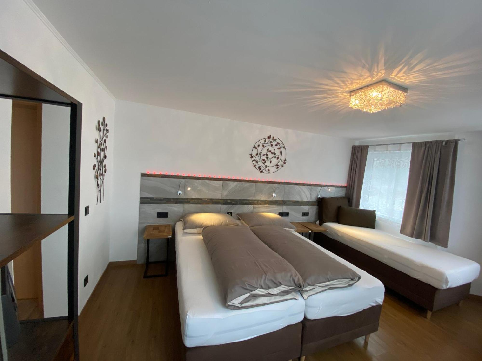 Haus Eder Steiner * Saalbach-Hinterglemm